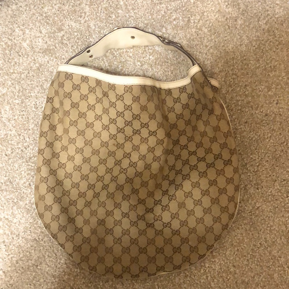 Gucci LG Canvas GG Wave Hobo